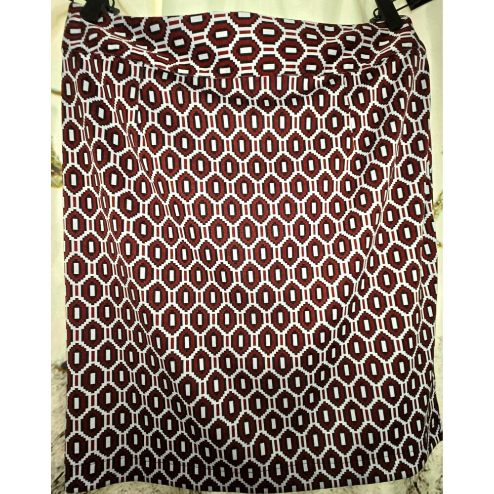 PLUS MODA Womens 2X Geometric Print Skirt Burgundy Black White Stretch Knee Leng